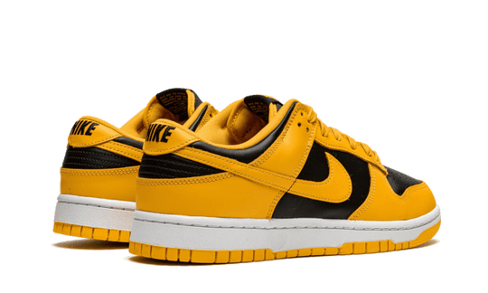 dunk-low-goldenrod-sneakee-store