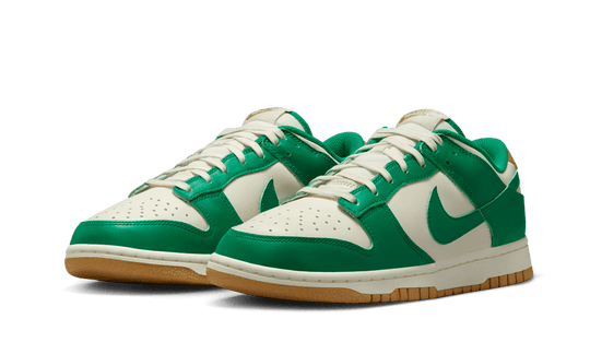 dunk-low-malachite-university-gold-sneakee-store