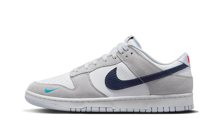 dunk-low-mini-swoosh-midnight-navy-sneakee-store
