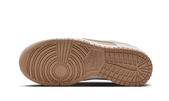 dunk-low-next-nature-beige-sail-sneakee-store