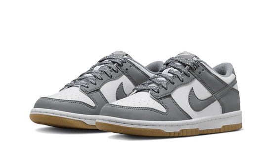 dunk-low-reflective-grey-sneakee-store