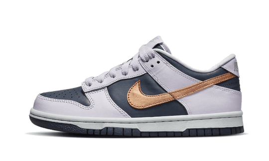 dunk-low-se-copper-swoosh-runstock