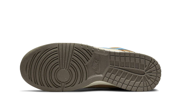 dunk-low-size-dark-driftwood-sneakee-store