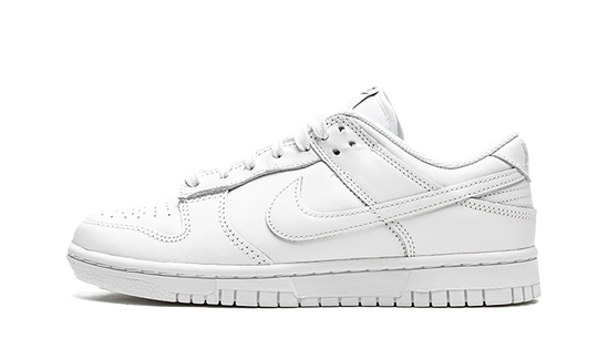 dunk-low-triple-white-2021-sneakee-store