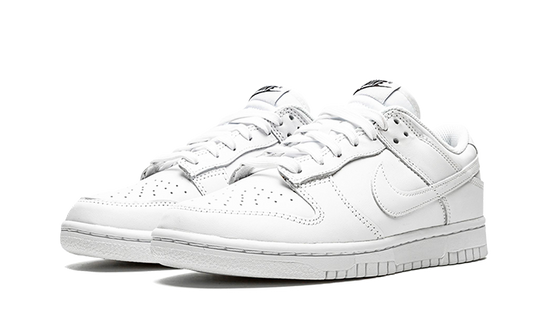 dunk-low-triple-white-2021-sneakee-store