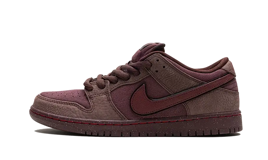 Nike SB Dunk Low City Of Love Burgundy Crush - FN0619-600