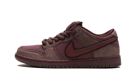 Nike SB Dunk Low City Of Love Burgundy Crush - FN0619-600