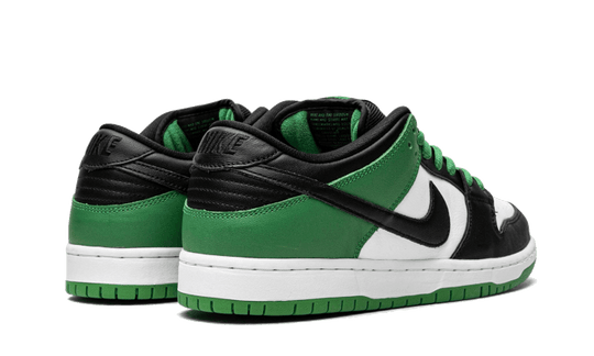 sb-dunk-low-classic-green-sneakee-store