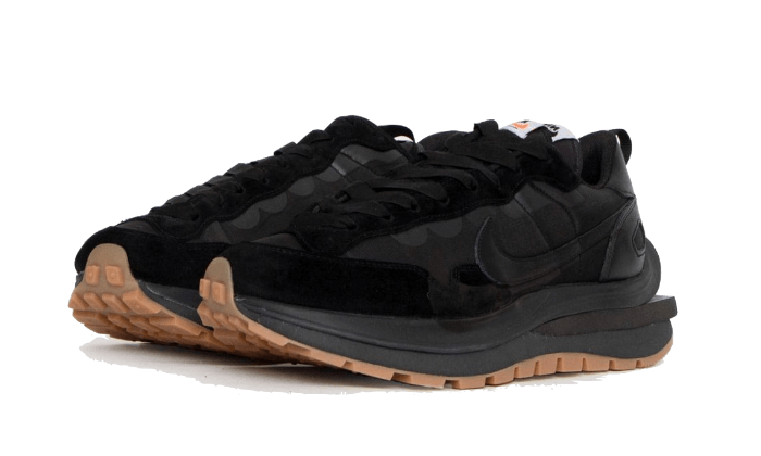 vaporwaffle-sacai-black-gum-sneakee-store