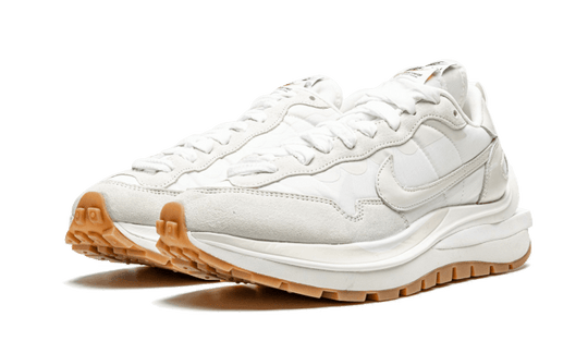 vaporwaffle-sacai-sail-gum-sneakee-store