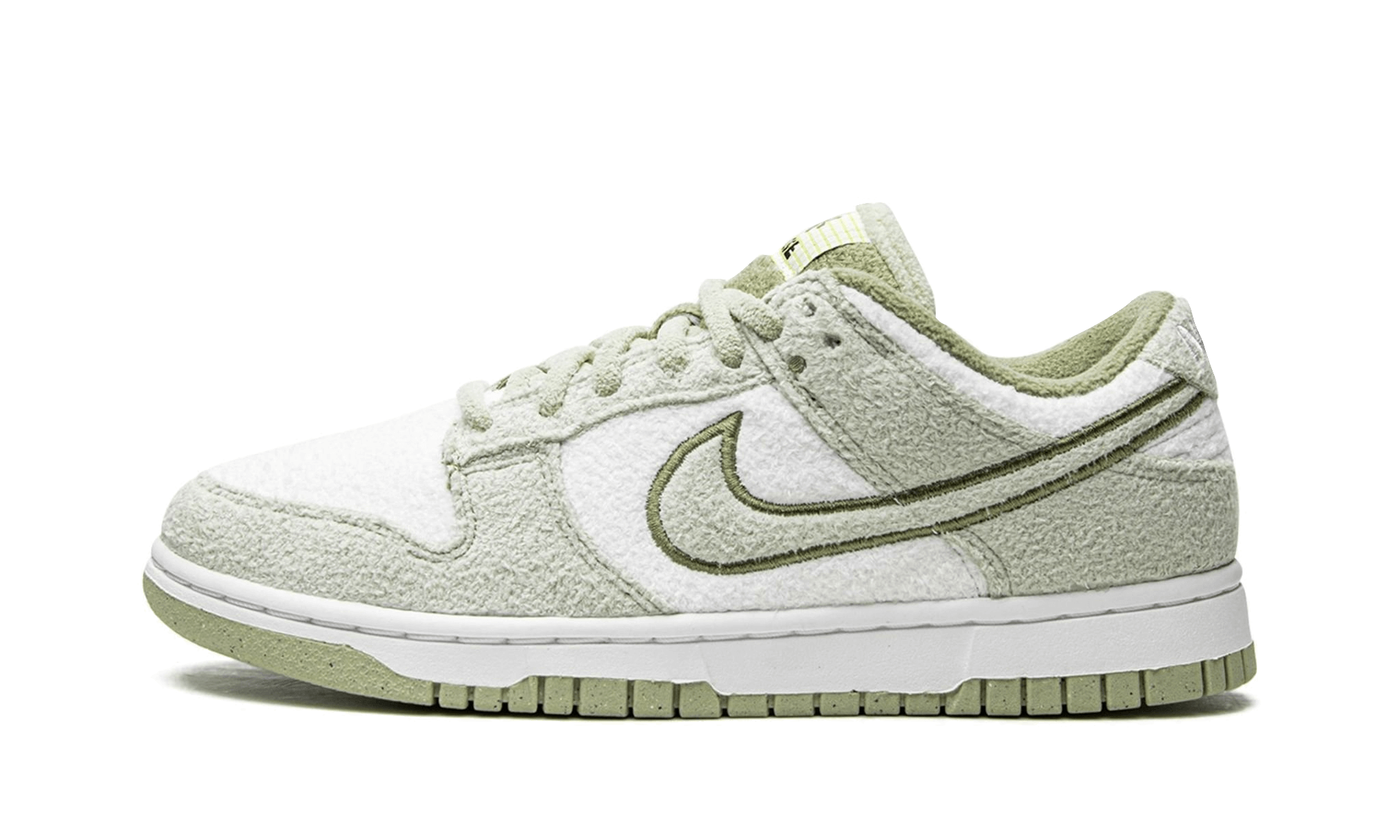 dunk-low-se-fleece-green-sneakee-store