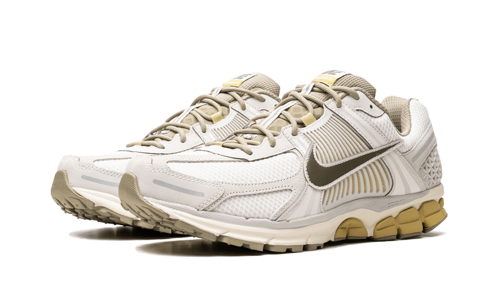 zoom-vomero-5-light-bone-medium-olive-sneakee-store