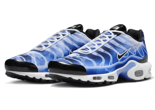 air-max-plus-light-photography-old-royal-sneakee-store