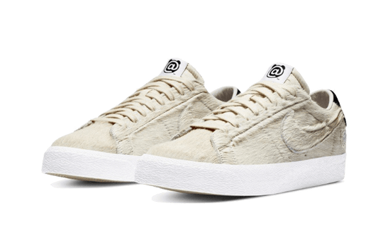 sb-blazer-low-medicom-toy-2020-sneakee-store