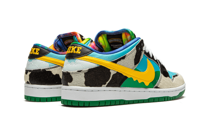 sb-dunk-low-ben--jerrys-chunky-dunky-sneakee-store