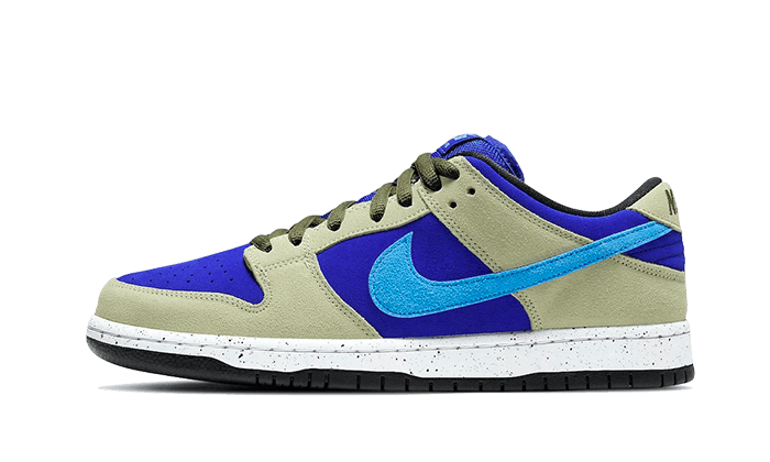 sb-dunk-low-celadon-sneakee-store