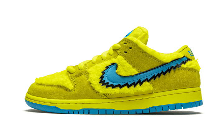 sb-dunk-low-grateful-dead-bears-yellow-sneakee-store