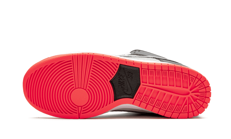 sb-dunk-low-infrared-sneakee-store