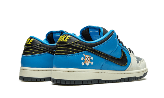 sb-dunk-low-instant-skateboards-sneakee-store