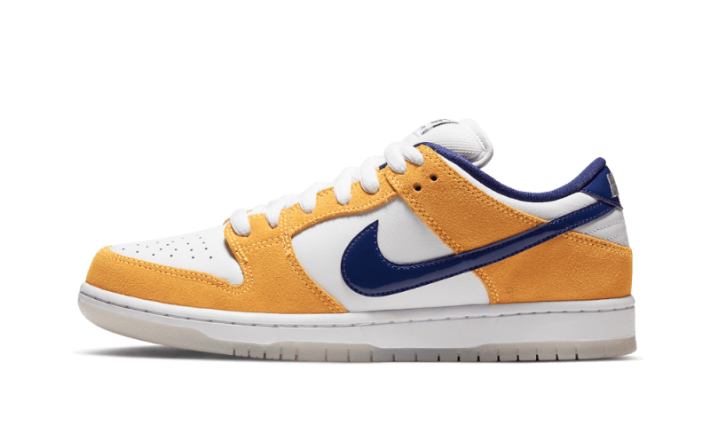 sb-dunk-low-laser-orange-sneakee-store