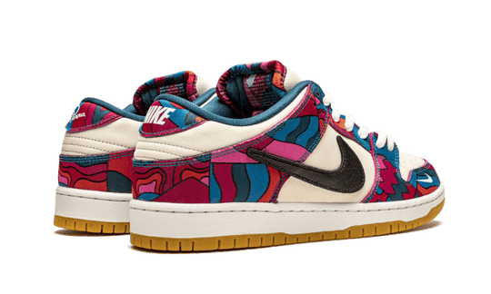 sb-dunk-low-parra-2021-sneakee-store