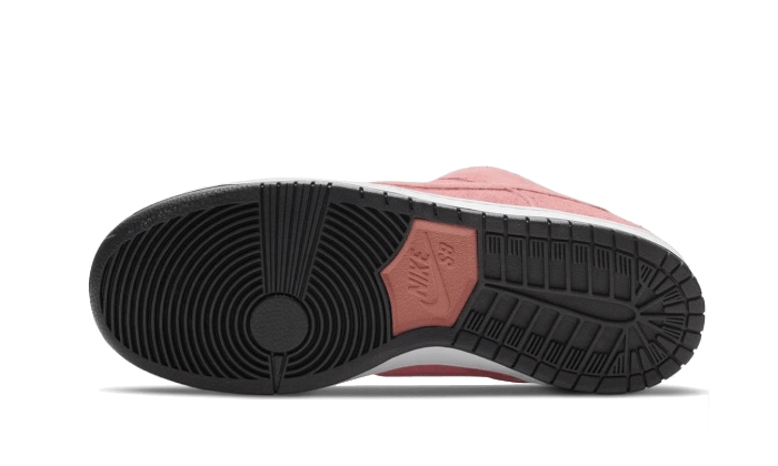 sb-dunk-low-pink-pig-sneakee-store