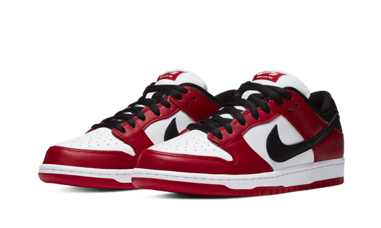 sb-dunk-low-pro-chicago-sneakee-store