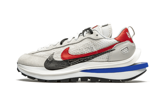 vaporwaffle-sacai-sport-fuchsia-game-royal-sneakee-store