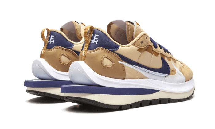 vaporwaffle-sacai-tan-navy-sneakee-store