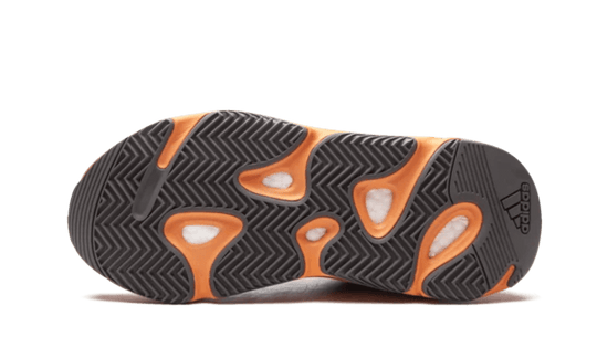 yeezy-700-enflame-amber-sneakee-store