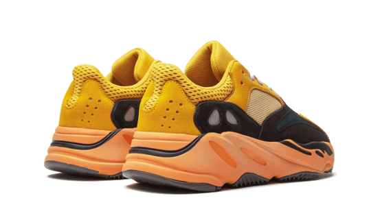 yeezy-700-sun-sneakee-store