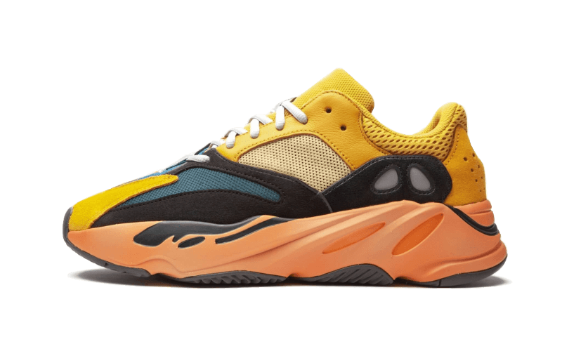 yeezy-700-sun-sneakee-store