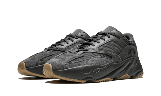 yeezy-700-utility-black-sneakee-store