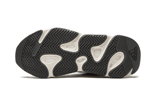 yeezy-700-v2-cream-sneakee-store
