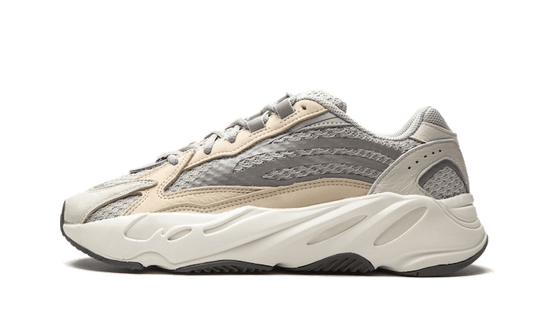 yeezy-700-v2-cream-sneakee-store