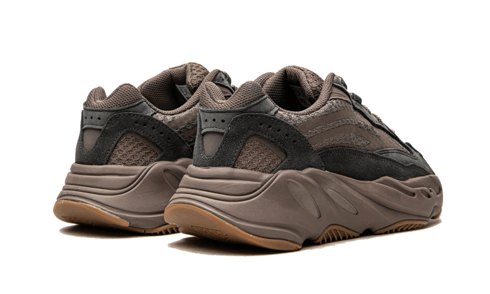 yeezy-700-v2-mauve-sneakee-store