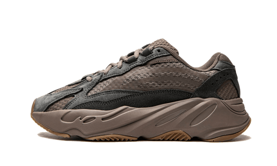 yeezy-700-v2-mauve-sneakee-store