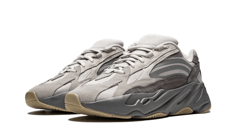 yeezy-700-v2-tephra-sneakee-store