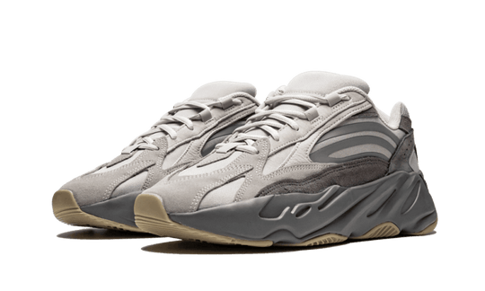 yeezy-700-v2-tephra-sneakee-store