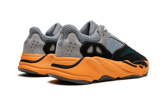yeezy-700-wash-orange-sneakee-store