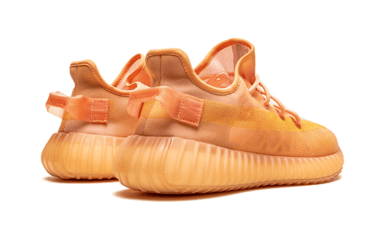 yeezy-boost-350-v2-mono-clay-sneakee-store