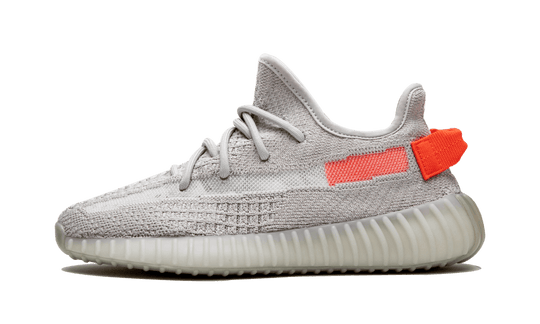 yeezy-boost-350-v2-tail-light-sneakee-store