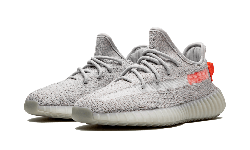 yeezy-boost-350-v2-tail-light-sneakee-store