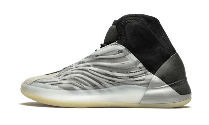 yeezy-qntm-bsktbl-sneakee-store