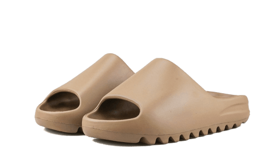 yeezy-slide-earth-brown-sneakee-store